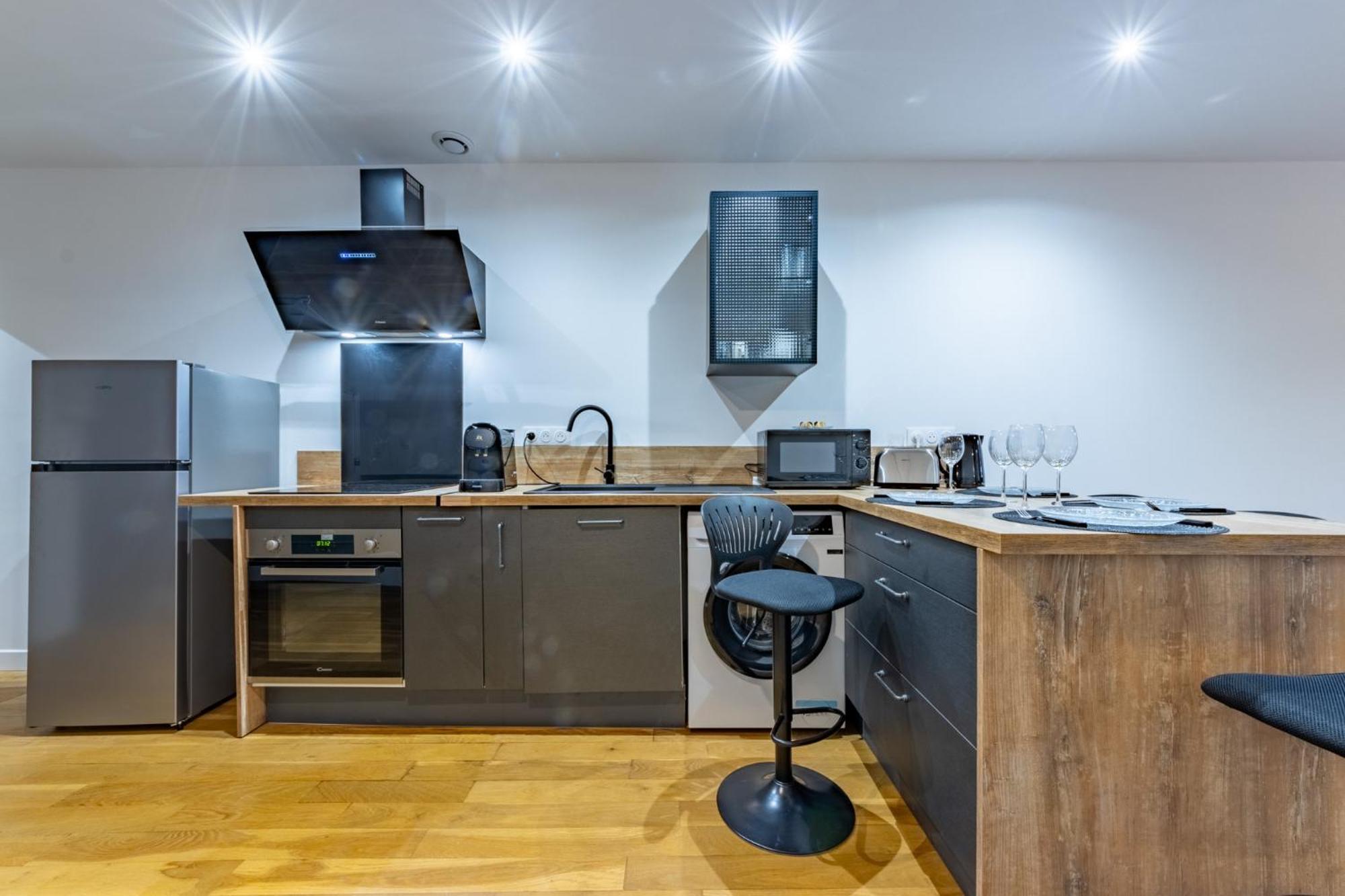 Apartamento Le Beau Briand Proche Gare Parking Facile Montauban Exterior foto