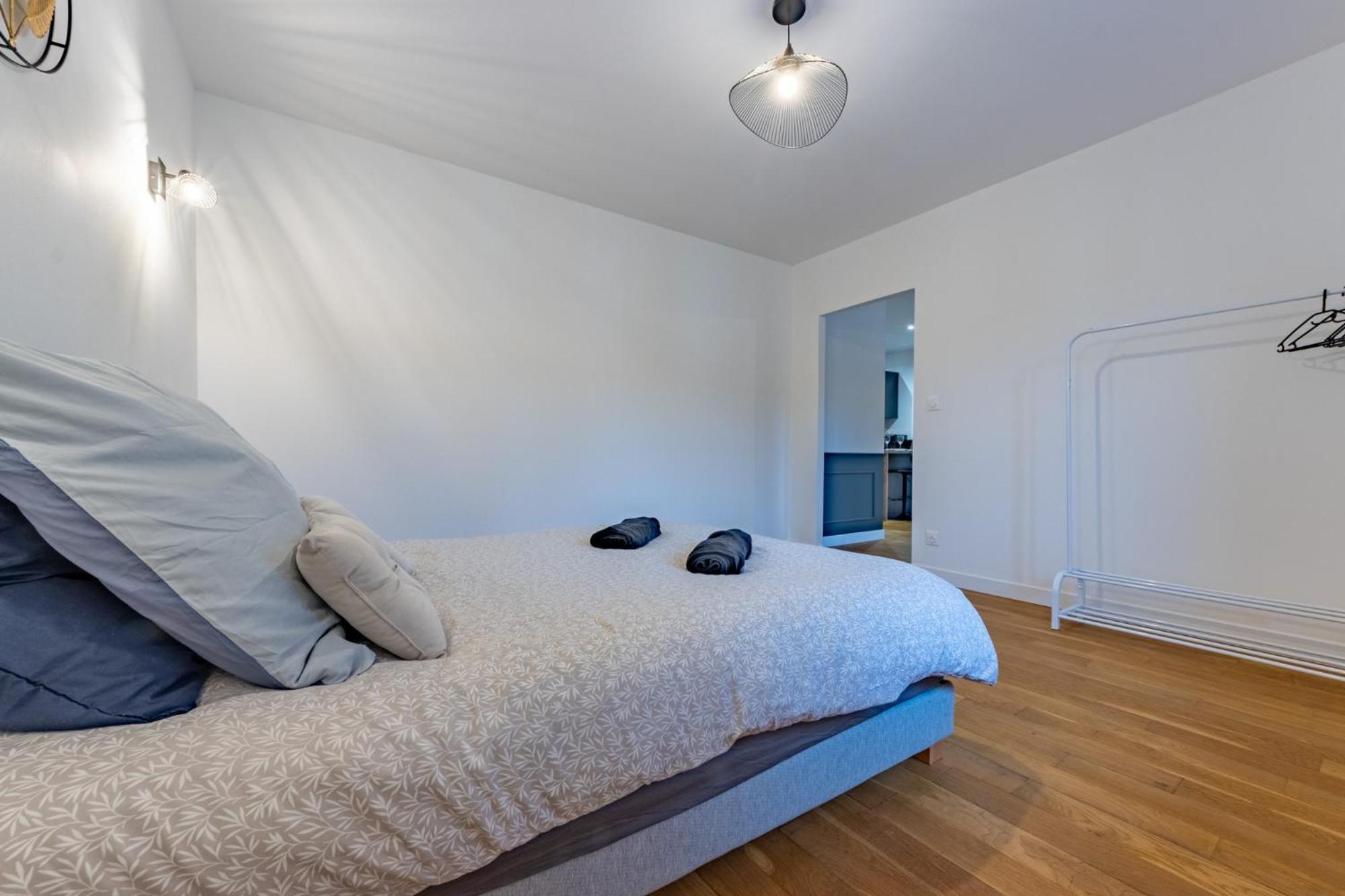 Apartamento Le Beau Briand Proche Gare Parking Facile Montauban Exterior foto