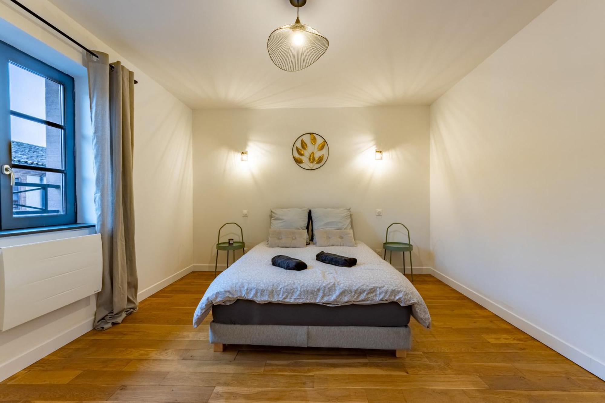 Apartamento Le Beau Briand Proche Gare Parking Facile Montauban Exterior foto