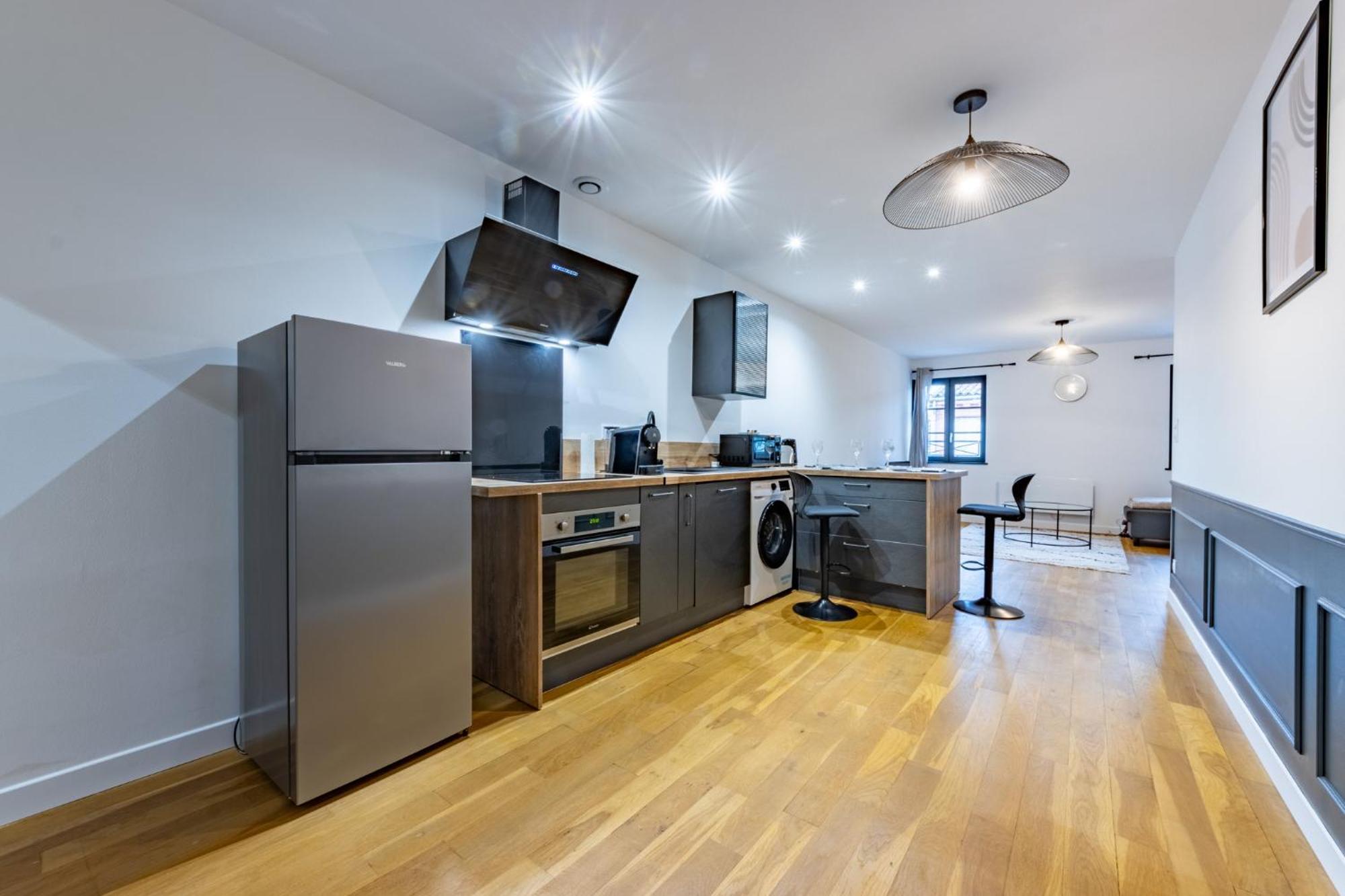 Apartamento Le Beau Briand Proche Gare Parking Facile Montauban Exterior foto